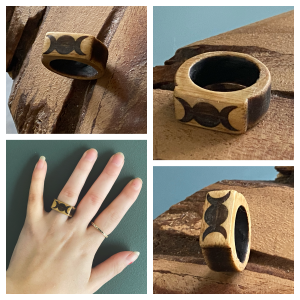 Tripple moon ring hout Tripple moon ring hout
