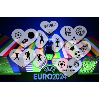 Voetbal Stencilset  | Voetbal Schminkset | Craftset | 9 herbruikbare voetbal sjablonen | EK Voetbal | EK2024 stencils| Voetbalsjablonen | Soccer stencils | Origineel Mylar