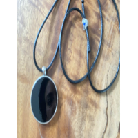 Amulet ‘black mirror of reflection’